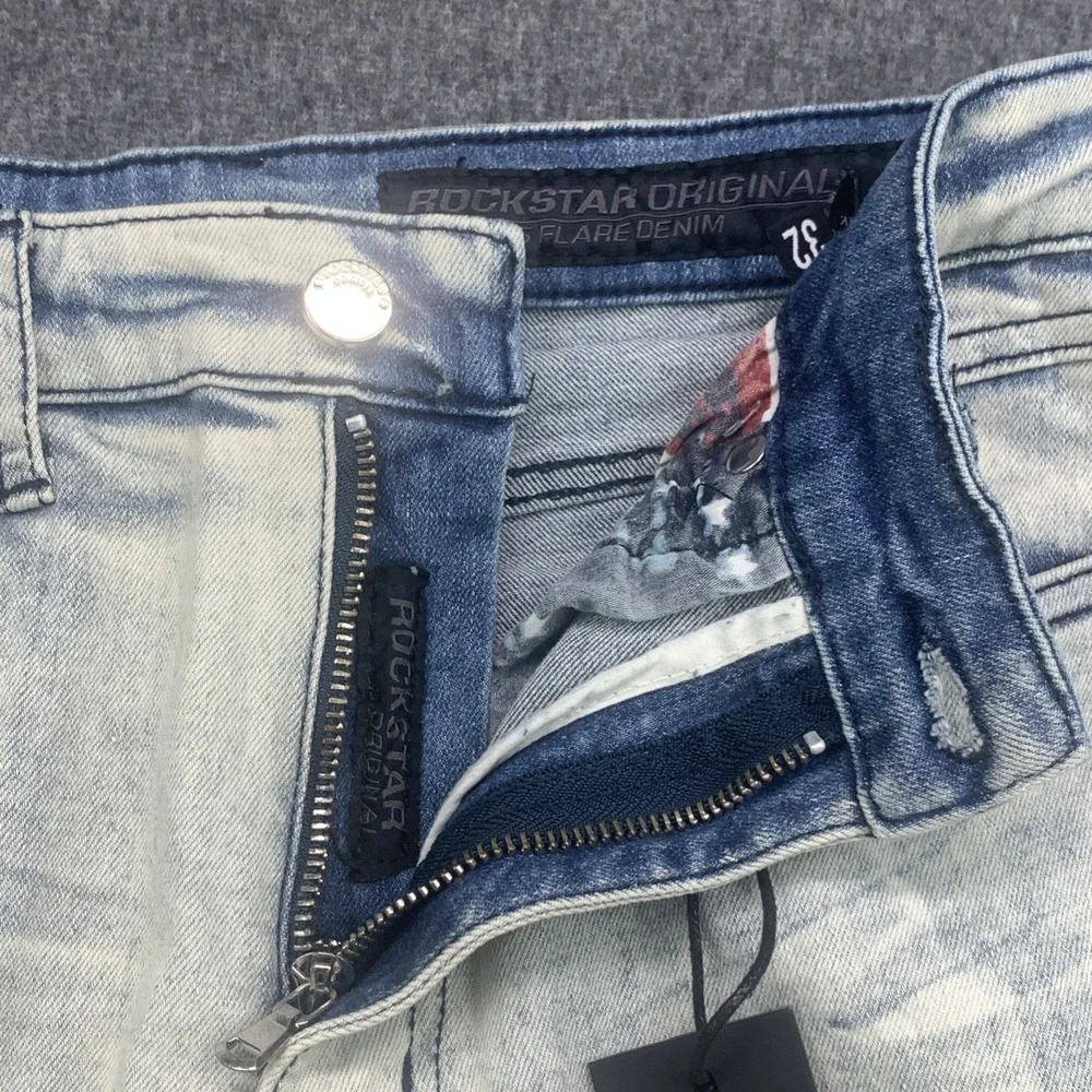 NWT Rockstar Denim Lakyn Light Wash Stacked Flare Jean 98% COTTON SLIM - Size 32